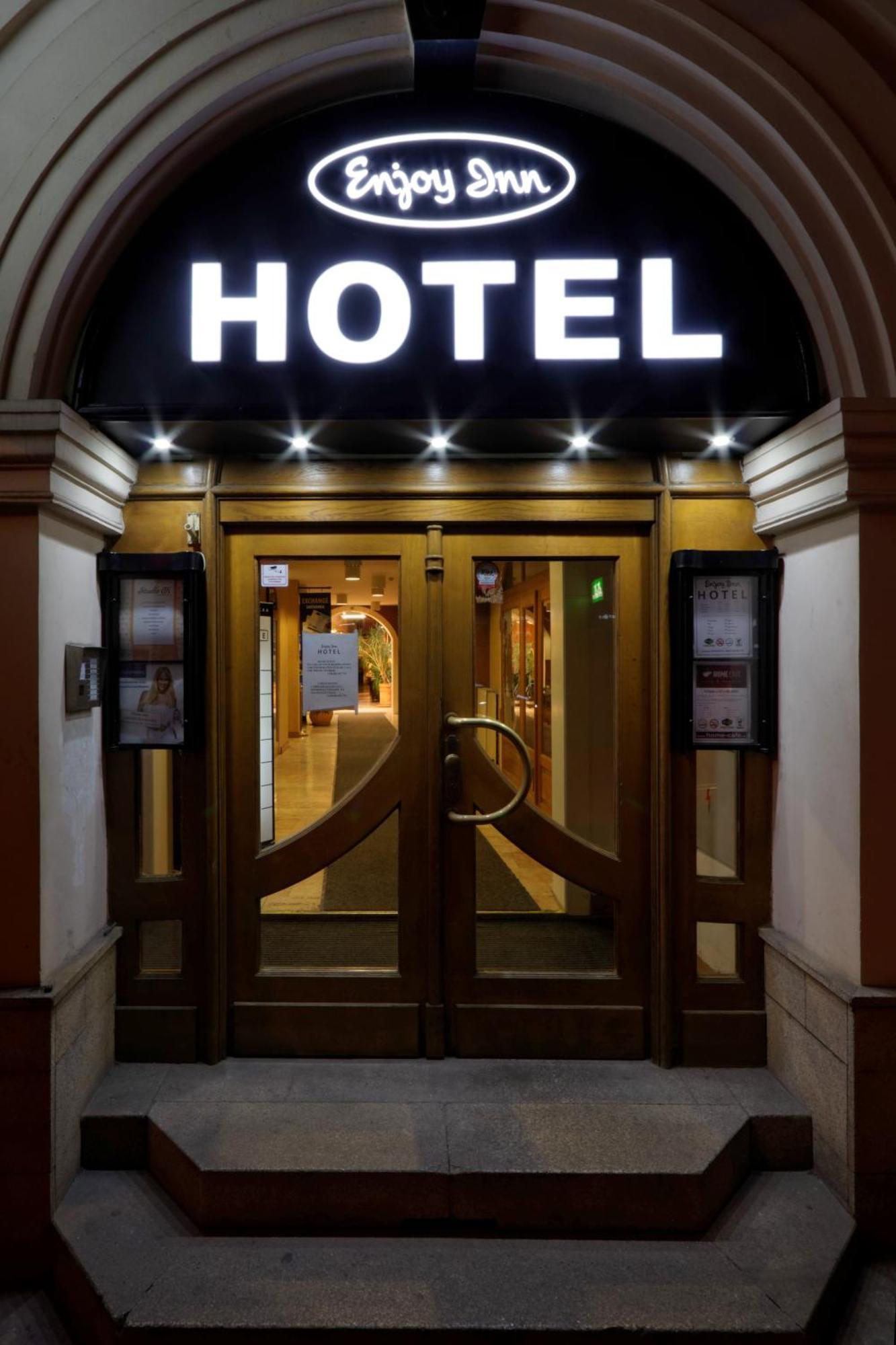 Hotel Enjoy