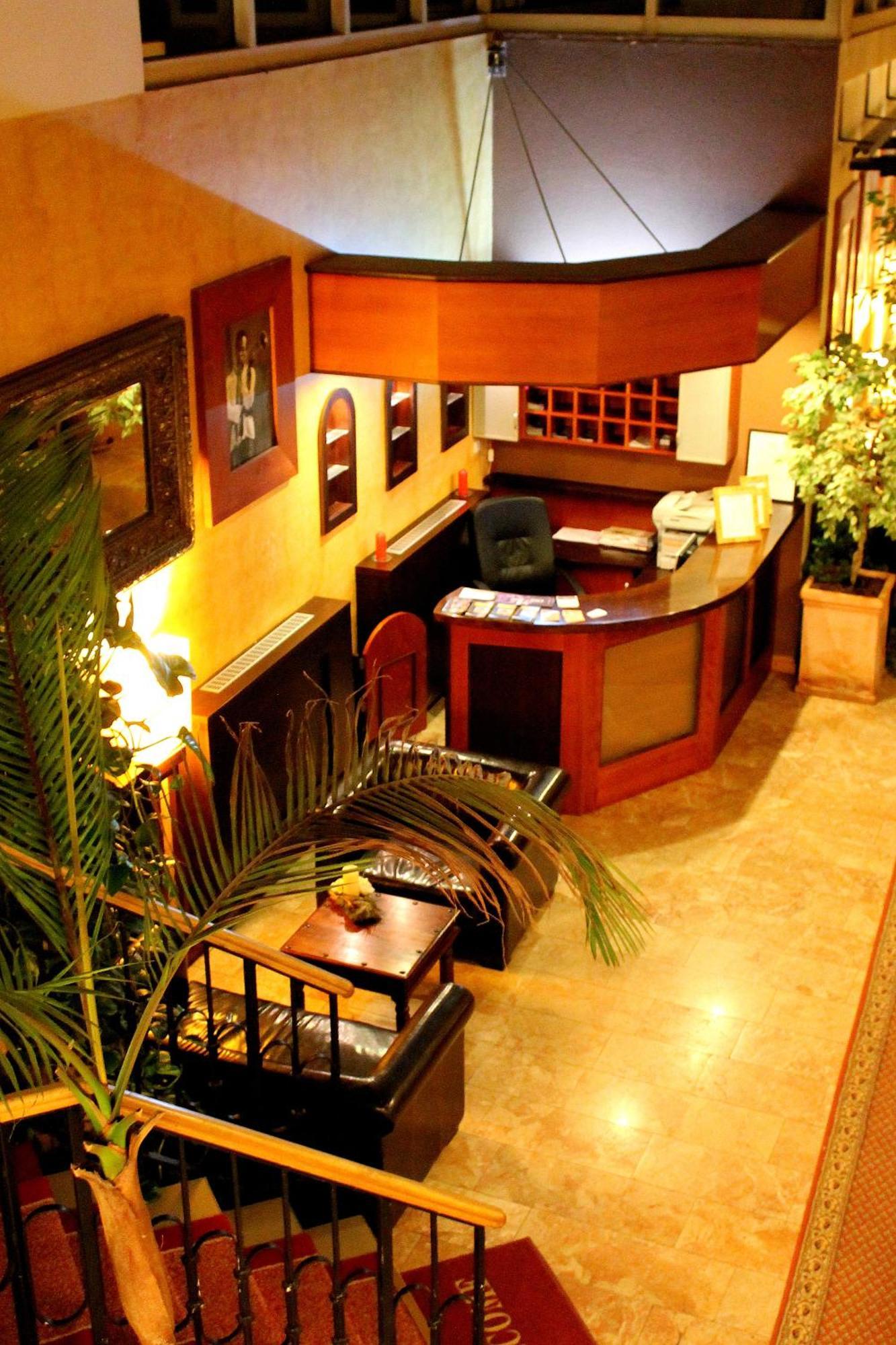 Hotel Enjoy