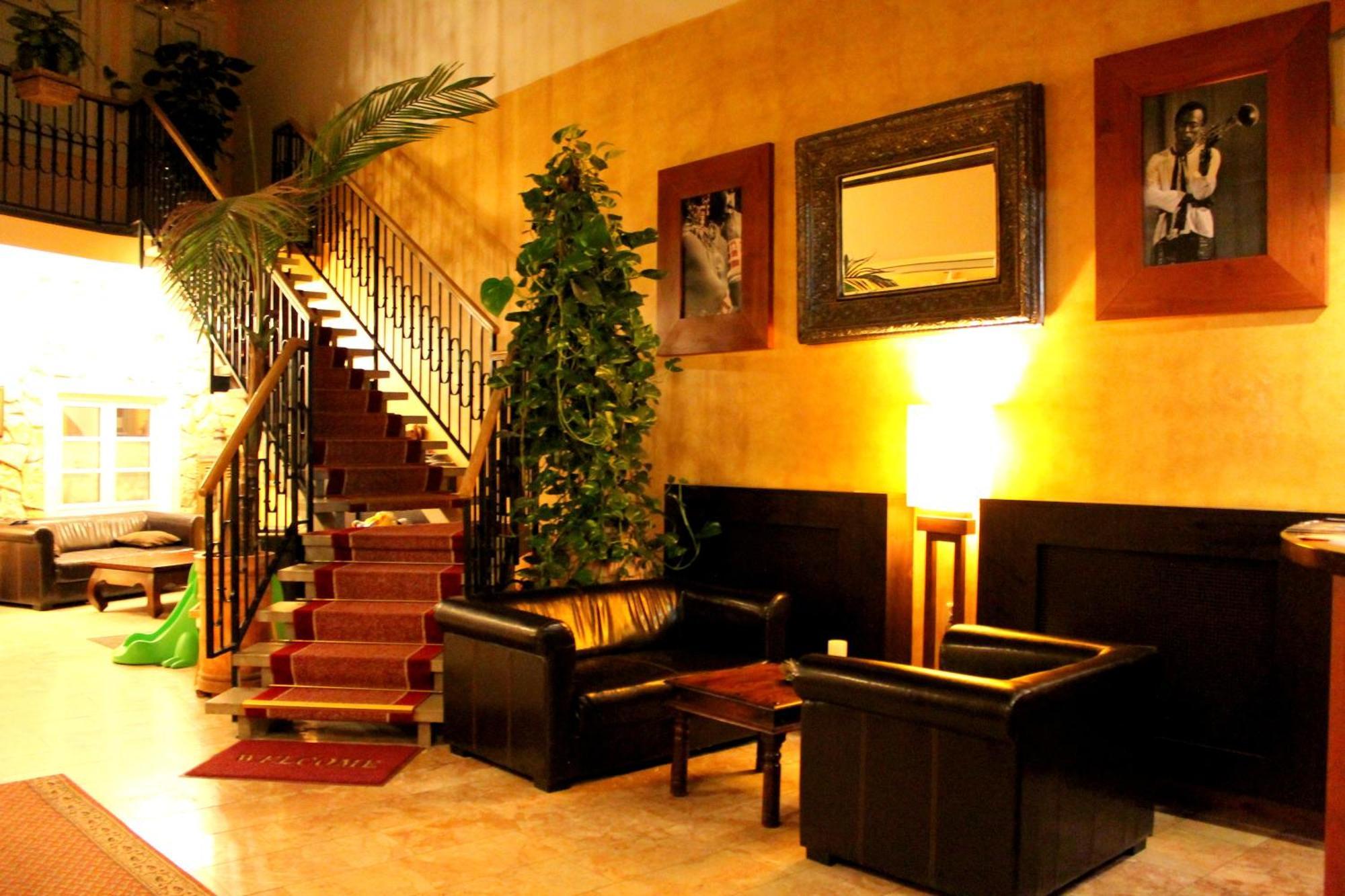 Hotel Enjoy